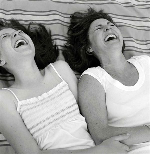 like-mother-like-daughter-funny-photography-12r