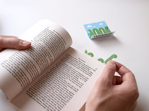 Tiny-paper-bookmarks-make-miniature-worlds-of-lovely-nee5__880r