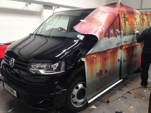 rusty-car-vinyl-wrap-vw-van-clyde-wraps-11r