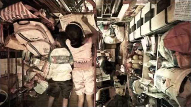 towering_apartment_buildings_provide_tiny_cramped_accommodation_for_residents_in_hong_kong_640_09