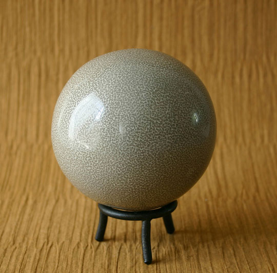 FULLgray_dorodango