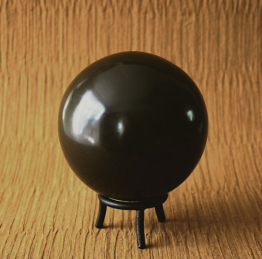 FullblkGrn_dorodango