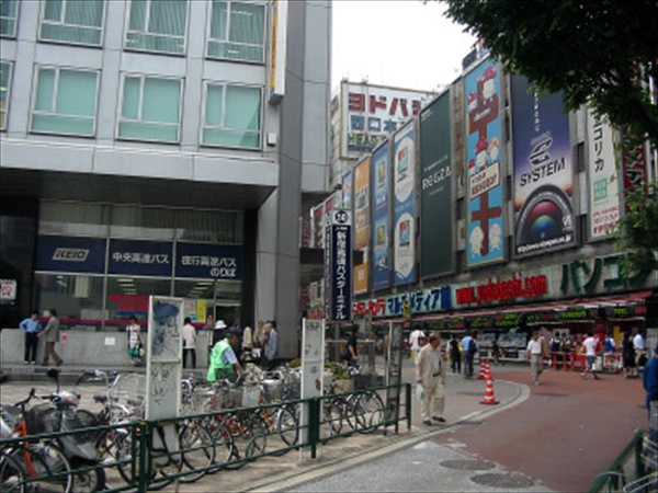 hw-shinjuku_10_R