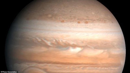4jy2aR5bGf10dfb51f785d4475bf-0-The_Juno_probe_is_set_to_take_a_dangerously_close_look_at_Jupite-a-4_1467043858970_R
