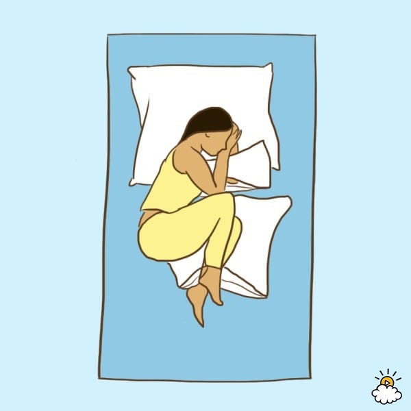 embeddedIMG_sleeppositionstoimproveyourhealth_850px_2-600x600r