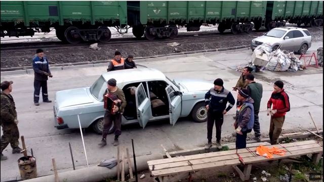 car11_640