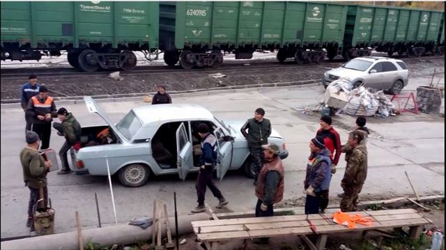 car15_640