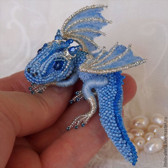 577c728e53d19f963bb6209d02ye--needlework-brooch-dragon-frost-brooch-beads-embroidered-drago_R