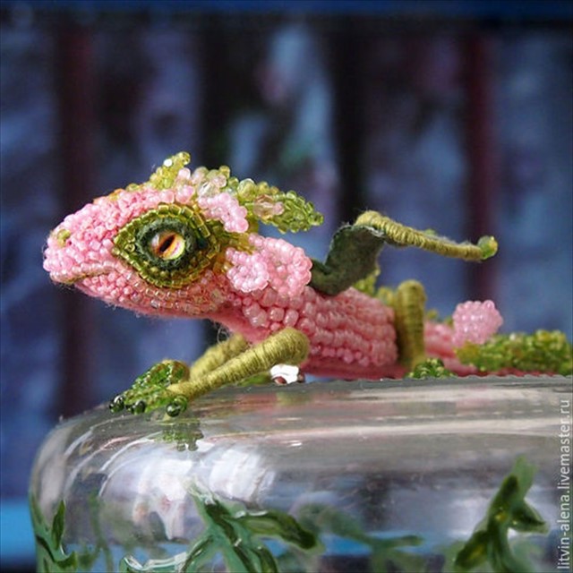 5c3b82b8255112dd5baf583a46ja--needlework-brooch-dragon-kicks-dragon-bead-the-pink-dragon-br_R