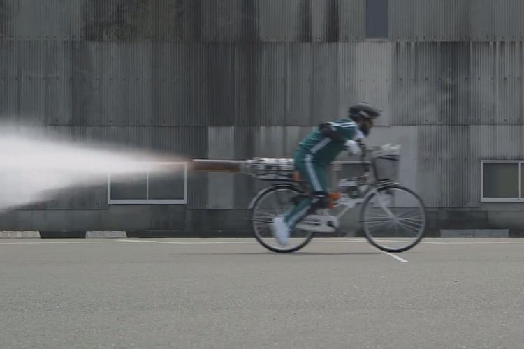 「情報を速く届けたい」世界最速の新聞配達に成功!?