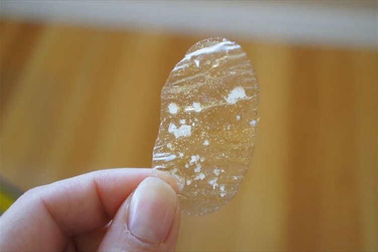 味はそのまま!スケスケ透明なポテトチップスが簡単に作れる方法とは?
