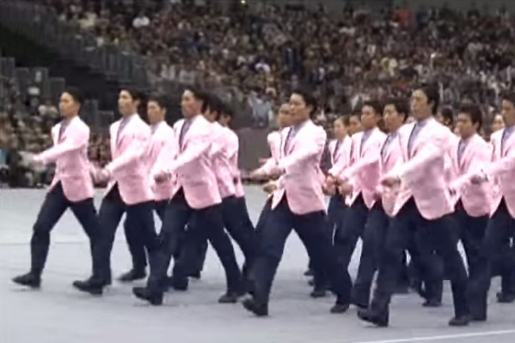 【動画】日体大が魅せるパフォーマンス“美しき集団行動”の映像が見応えあり