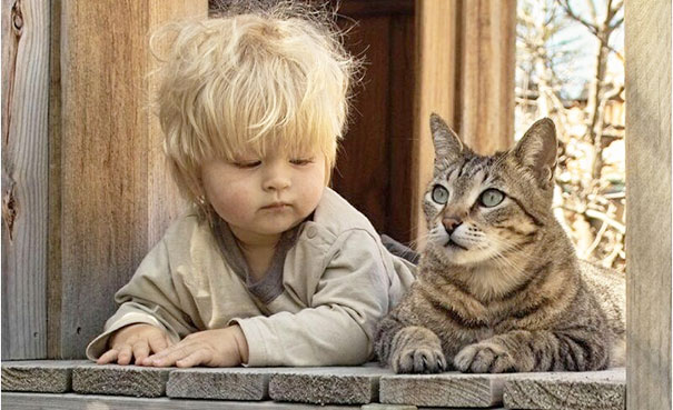 kids-with-cats-211__605