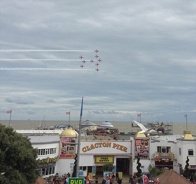 MPM-SEAGULL_RED_ARROWS-5-long-embed_R