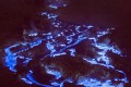 【世界でも稀】インドネシアの火山で見られる「ブルーファイア」現象が幻想的！