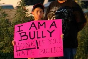 息子が"いじめの加害者"と知った父親が息子に与えた罰に賛否両論