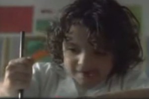 「TE AMO(愛してる)」母親に向けた少年のメッセージの伝え方に思いやりが溢れる