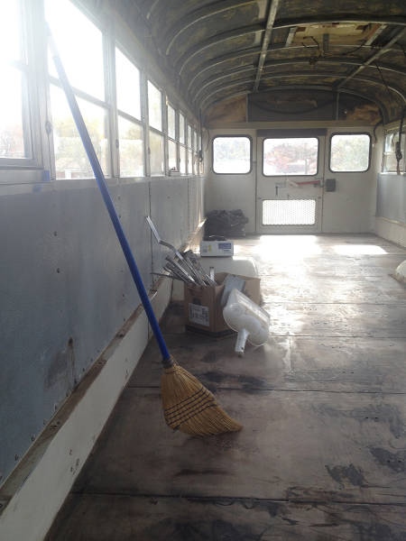 this_unused_school_bus_is_transformed_into_a_totally_awesome_motorhome_640_23_R