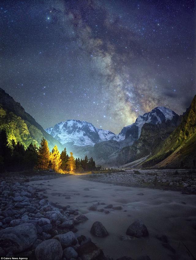 2D4C47CD00000578-0-image-a-4_1444563062458_R