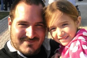 シングルファーザーが娘のため独学でヘアアレンジを習得…今は人気ヘアスタイリストに