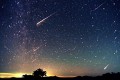 4月22日は「4月こと座流星群」が極大に!桜が散った後は流星群を楽しもう!