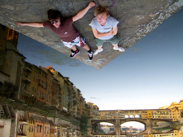 forced-perspective-creative-angle-photography-58-570ceb2f7ee00__605r