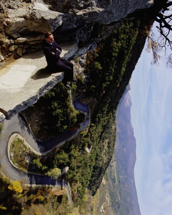 forced-perspective-creative-angle-photography-6-570cdc410cd54__605r