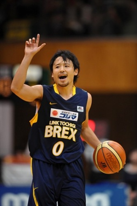 1258828303-333x500_R