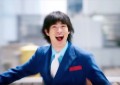 「おいどうした!?」 黒猫チェルシーのボーカルが『癒しキャラ』に? ビジネス用語で歌う