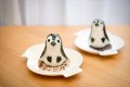 か、可愛い…!!お皿の上でちょこんと佇むひとくちサイズのペンギンおにぎりたち