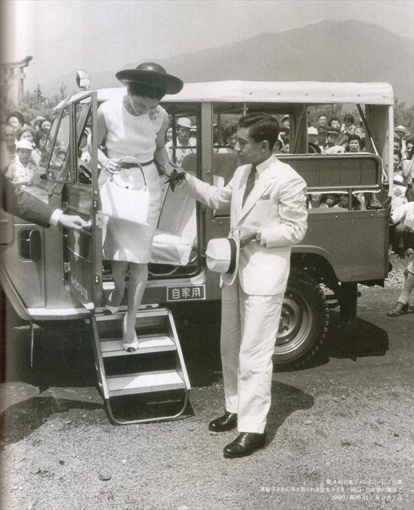 7f8412c8ababa52b9d855fa2a89b6d32_R