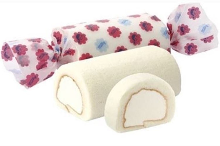 このミルキーでかっっ!ミルキーの見た目そのまま『ミルキークリームロール』が超気になる