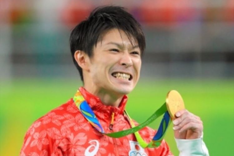 内村2連覇!男子個人総合で大逆転金メダル!0.099点差の2位オレグ「世界で1番クールな人間だよ」