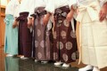 神主さんの袴が「松葉色」だと研修生？神社で見る袴の色には意味があった