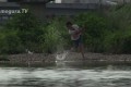 【ギネス新記録】水切り91回の偉業を達成した瞬間の衝撃映像!
