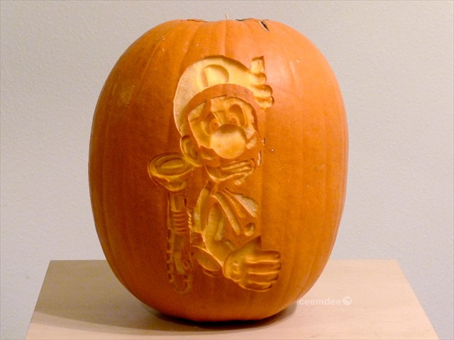 luigi_s_mansion_pumpkin_2_by_ceemdee-d6sqpas_R