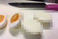 開けてびっくり!ゆで卵を半分に切ったら大事なものが入っていなかった…