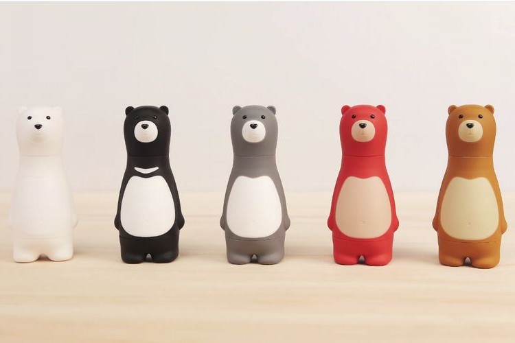 可愛いクマさんの置き物だなぁ~と思ったら…超実用的な道具だった!