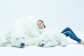 これ欲しいかも。等身大のシロクマの親子が驚きの価格で販売!