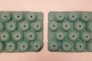 リンゴを入れるアレで作った鬼のお面が怖すぎる! 製作工程を追うだけで恐怖が増していく…