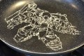 やっべえぞ…この後、衝撃のハイクオリティ・パンケーキアートが出来上がります!【ギラ・ドーガ】