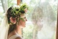 亡き母とのツーショットに涙…結婚写真にうつる美しい2人の姿が話題に