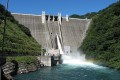 宮ケ瀬ダムの水が減り、過去の遺産が顔を出した画像が惹きこまれる!