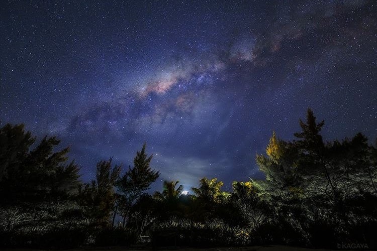 タヒチの離島から撮影された“天の川”が美しい…銀河に浮かぶ惑星に生きていることを実感