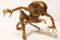 今にも動き出しそう…セミの抜け殻で制作したエイリアンが世界に通用する神作だと称賛の嵐!