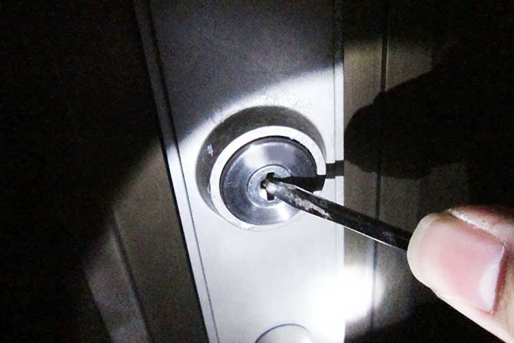 【注意喚起】SNSで『カギの写真』を載せてる人がいますが、ソレ複製できます！