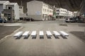 車の速度を落とすため…“横断歩道のトリックアート”が導入されて話題に！