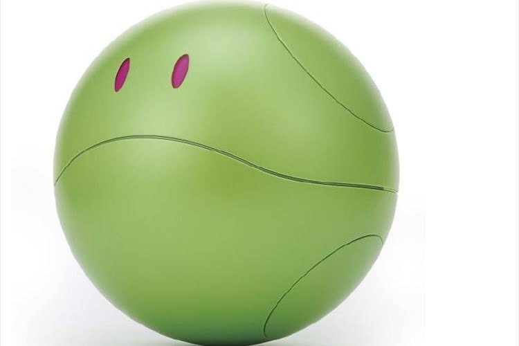 ガンダムに登場する「ハロ」をAI搭載のロボットで再現！会話したり羽根をパタパタしたり