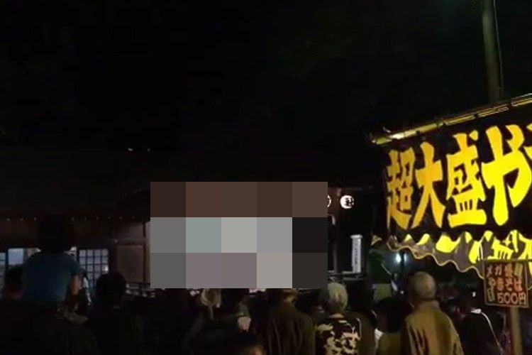 神社で流れてきた爆音のクラシック…そこには想像をはるかに超えた光景が…!