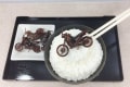 クオリティ高すぎっ!あのバトルホッパーがご飯のお供になっていると話題に!